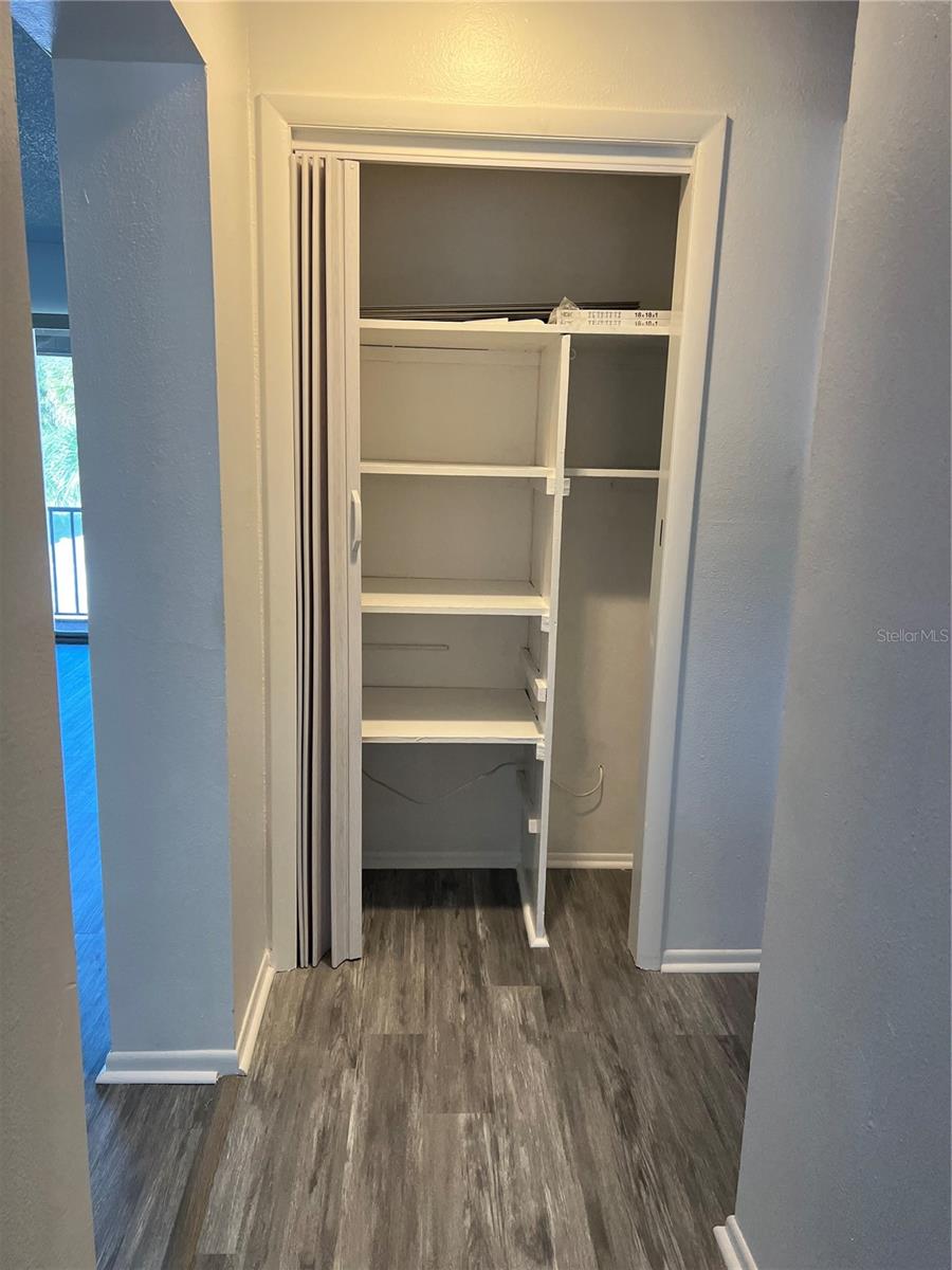 Image 14 of 17 For 5521 Bay Boulevard 202