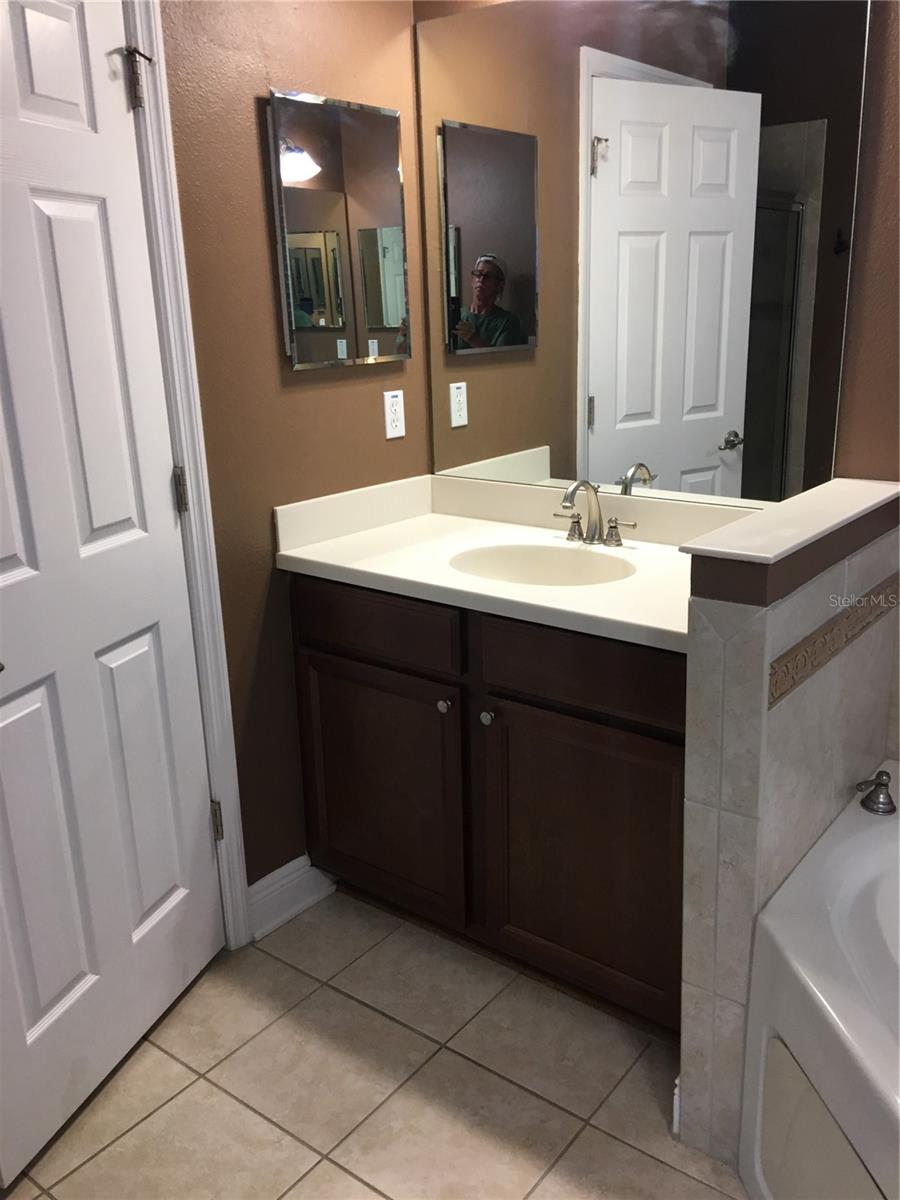 Image 36 of 49 For 5810 Candytuft Place