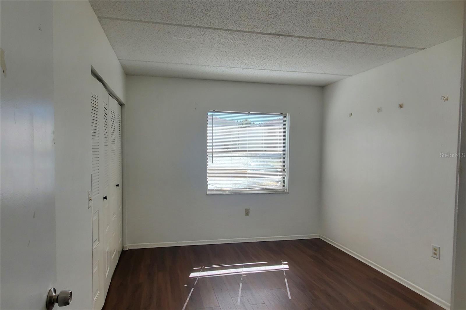 Listing photo id 11 for 103 Meadow Lane 103