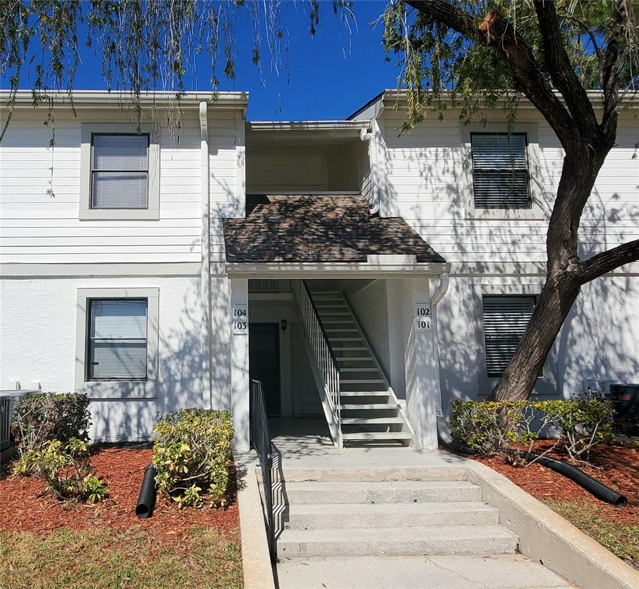 Listing photo id 0 for 103 Meadow Lane 103