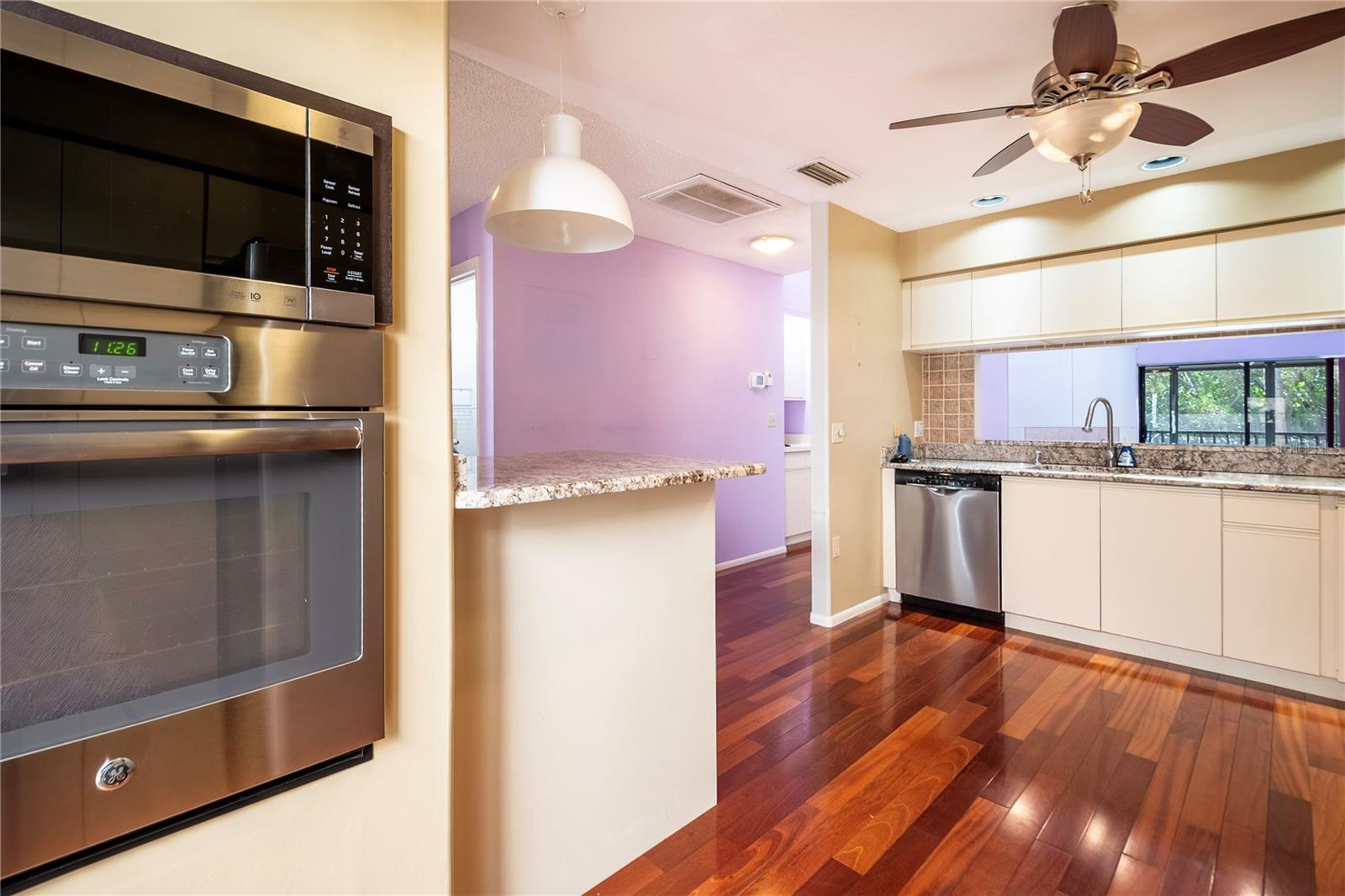 Image 10 of 53 For 1312 Pasadena Avenue S 16