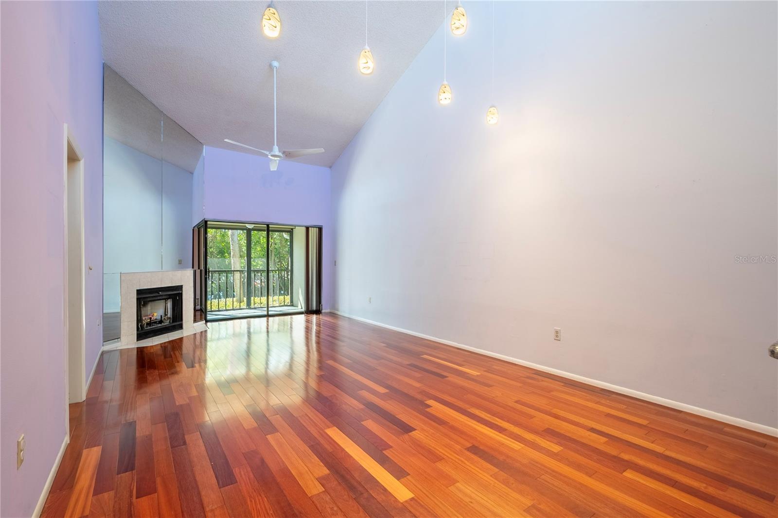 Image 14 of 53 For 1312 Pasadena Avenue S 16