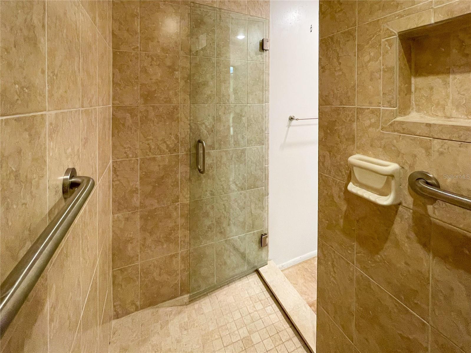 Image 22 of 53 For 1312 Pasadena Avenue S 16