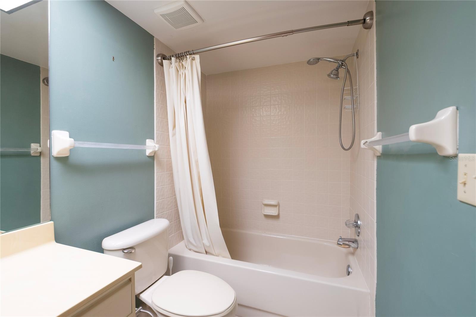 Image 33 of 53 For 1312 Pasadena Avenue S 16