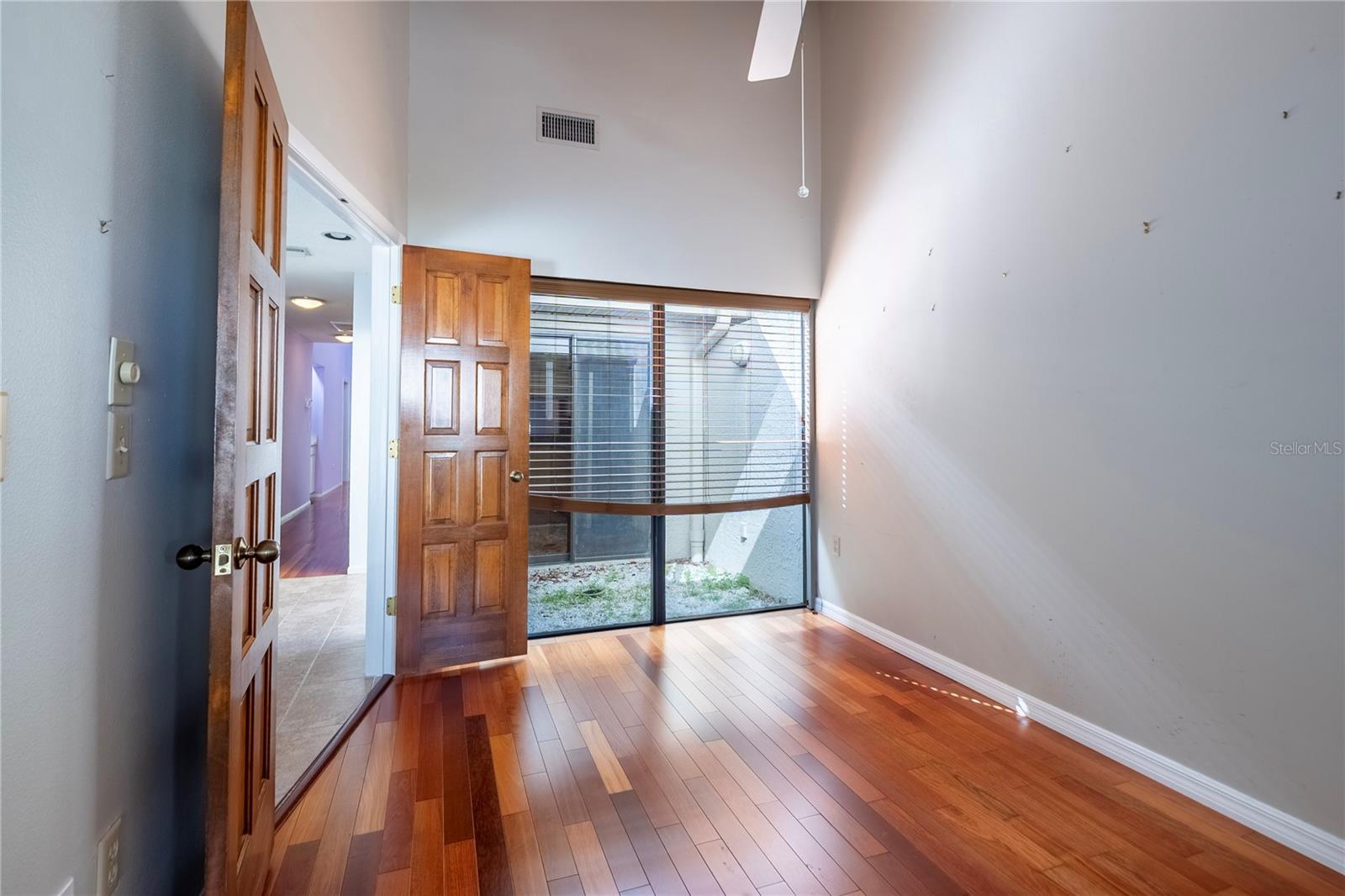 Image 36 of 53 For 1312 Pasadena Avenue S 16