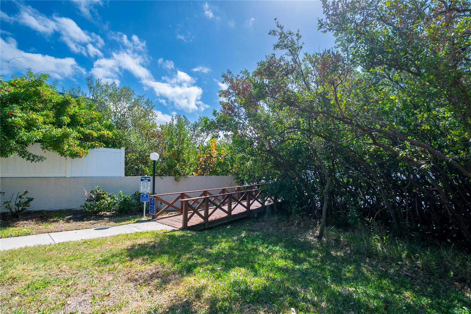 Image 47 of 53 For 1312 Pasadena Avenue S 16