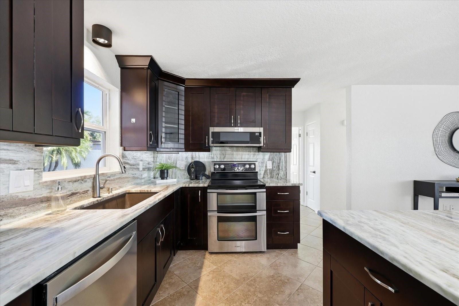 Image 14 of 39 For 2461 61st Lane N