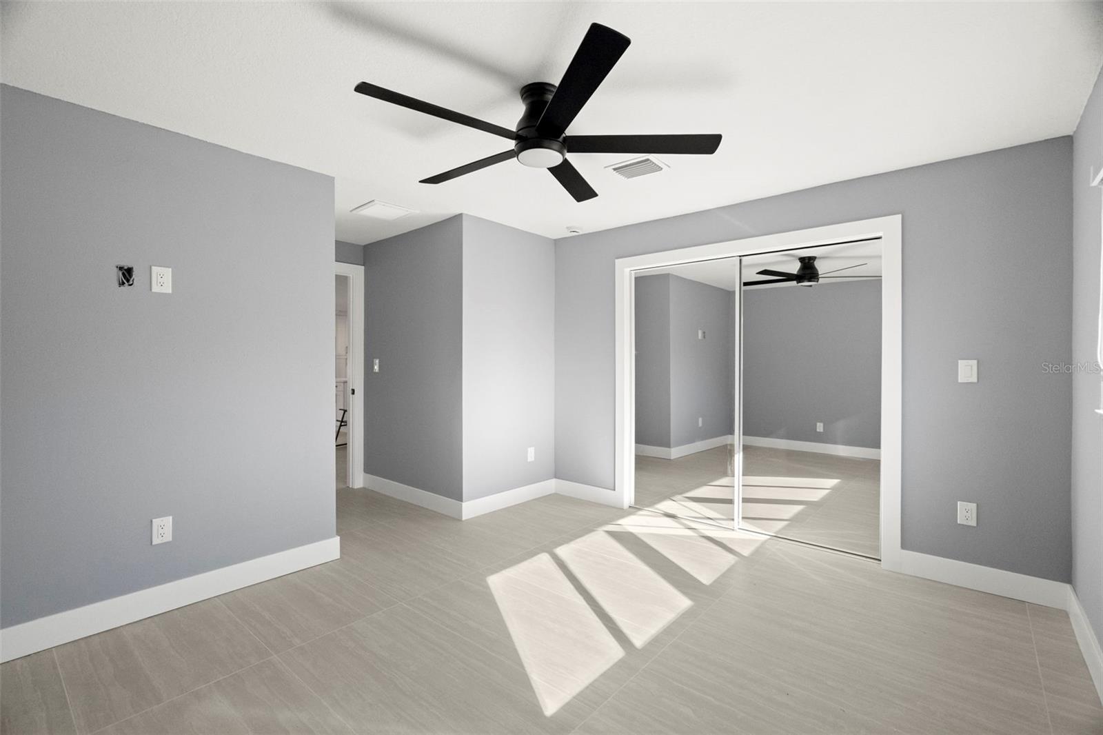 Image 21 of 38 For 232 Pinecrest Drive