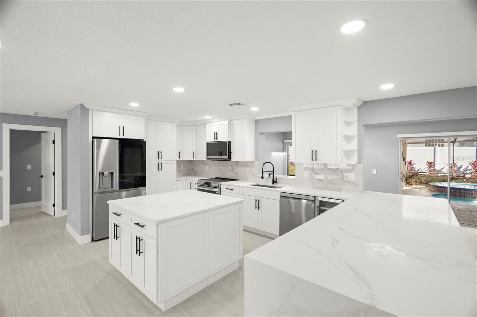 Image 9 of 38 For 232 Pinecrest Drive