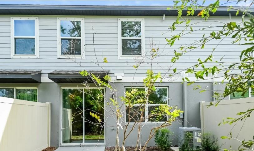 Image 4 of 4 For 17027 Coral Key Drive