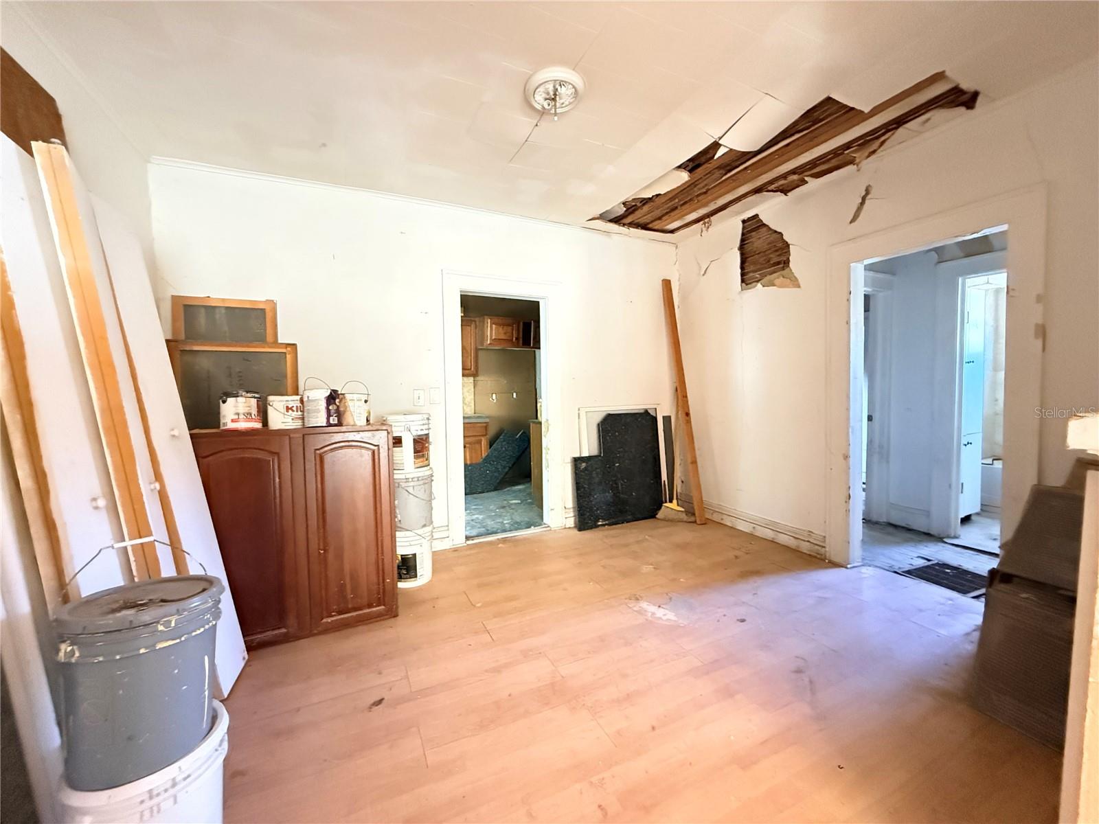 Image 6 of 37 For 2129 Union Street S