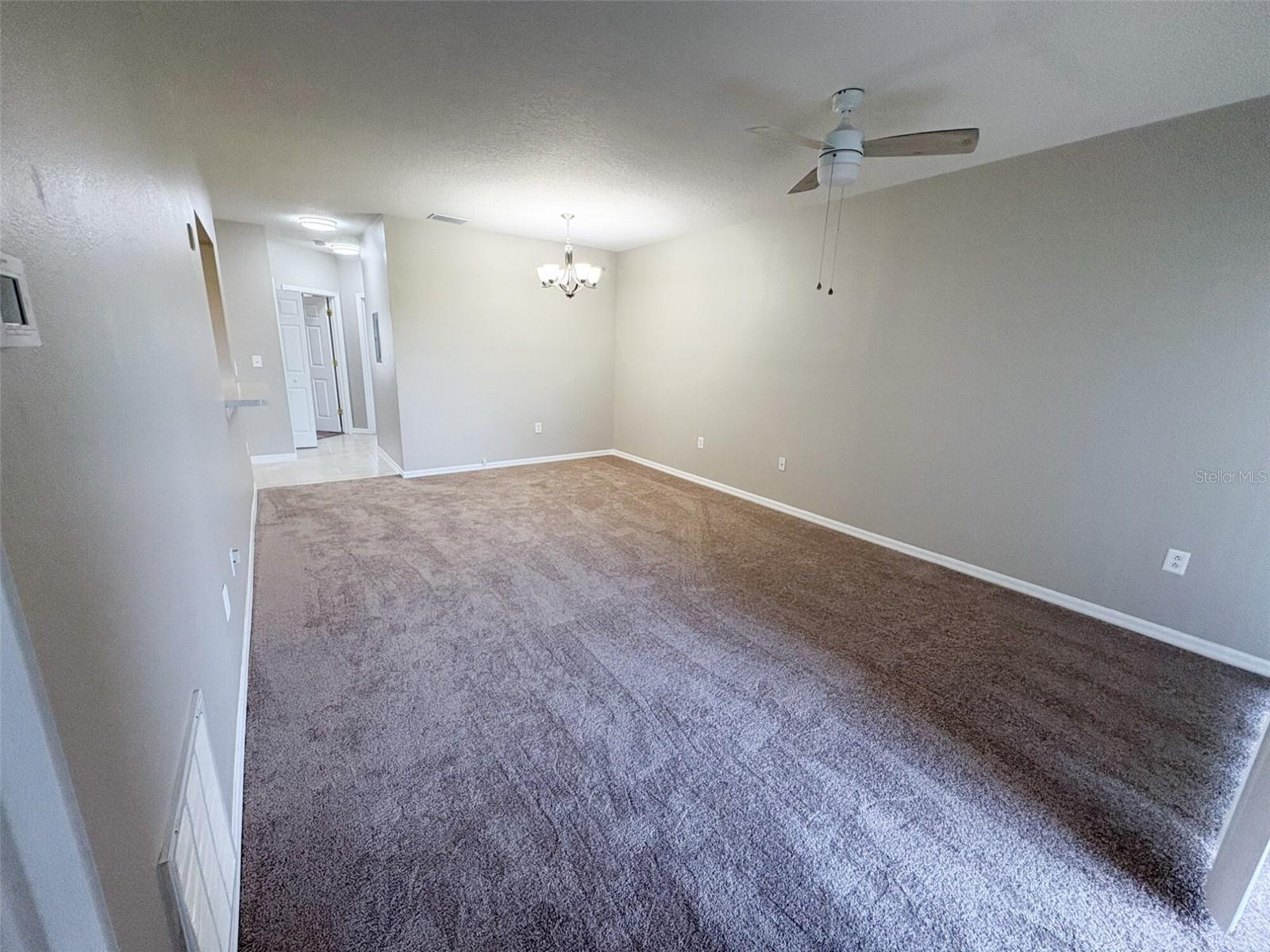 Image 5 of 19 For 9529 Newdale Way 201