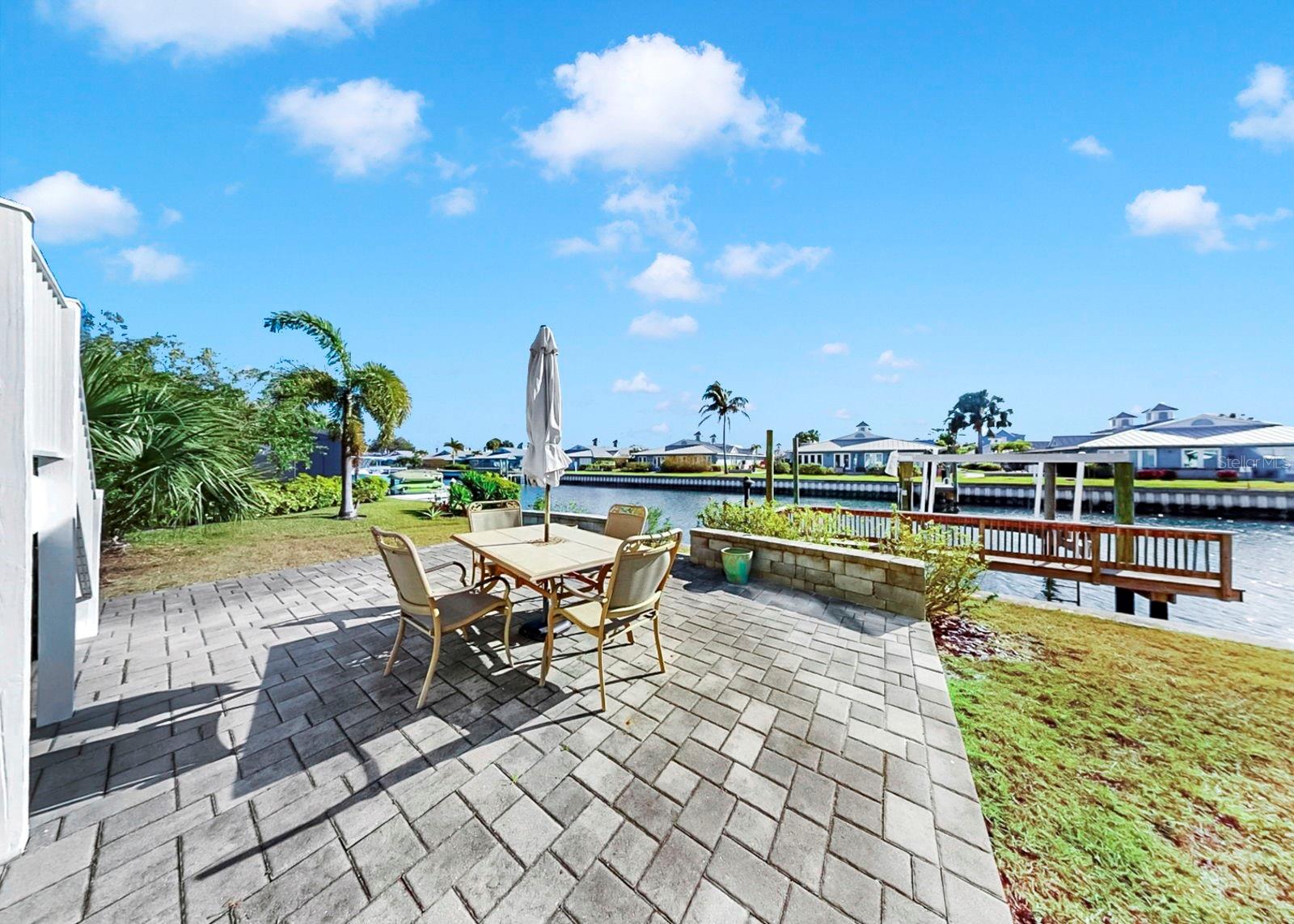 Image 22 of 41 For 916 Spindle Palm Way