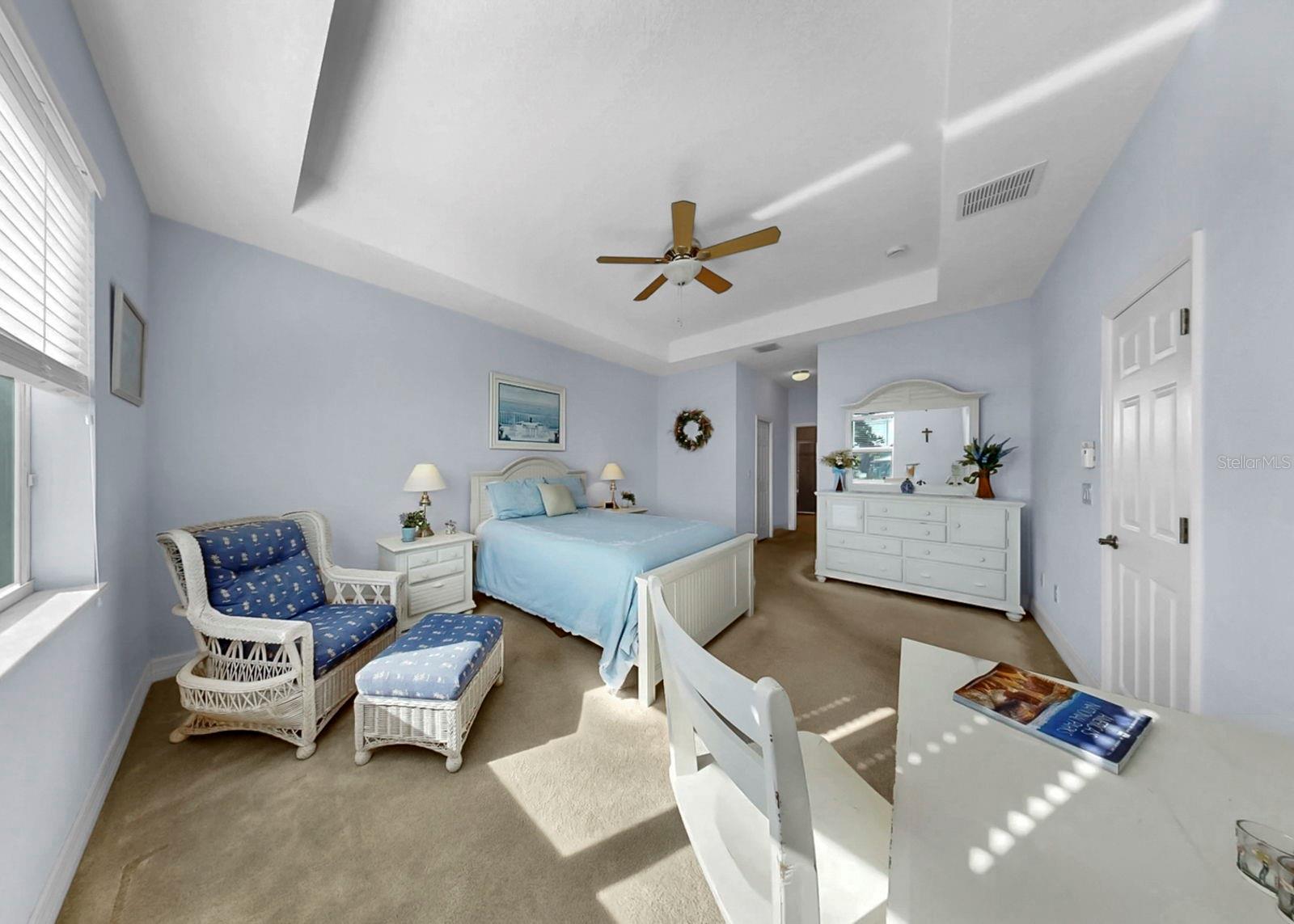 Image 28 of 41 For 916 Spindle Palm Way