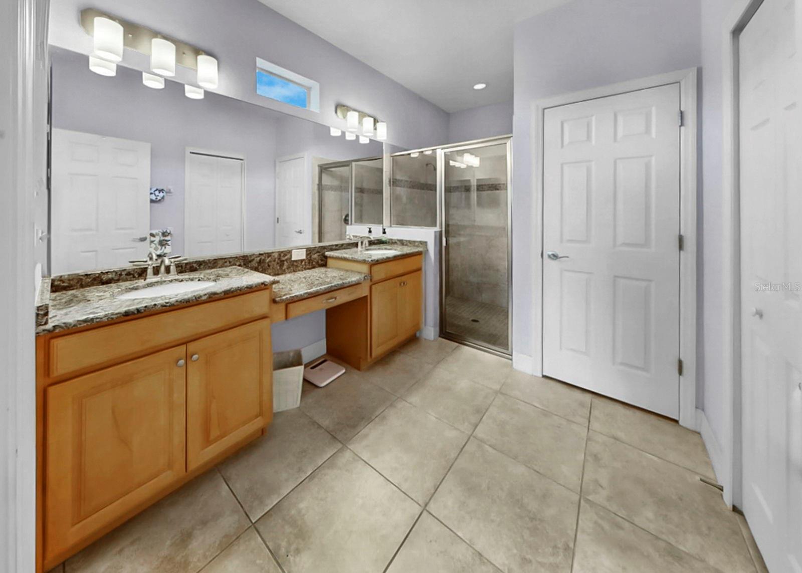 Image 30 of 41 For 916 Spindle Palm Way