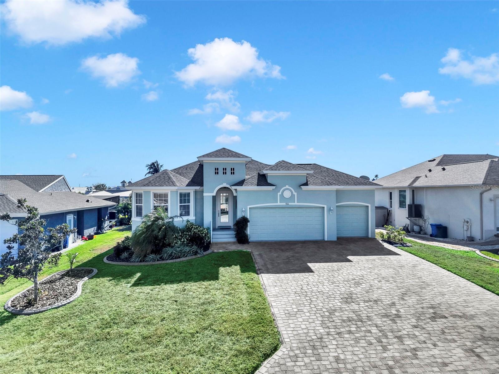 Image 39 of 41 For 916 Spindle Palm Way