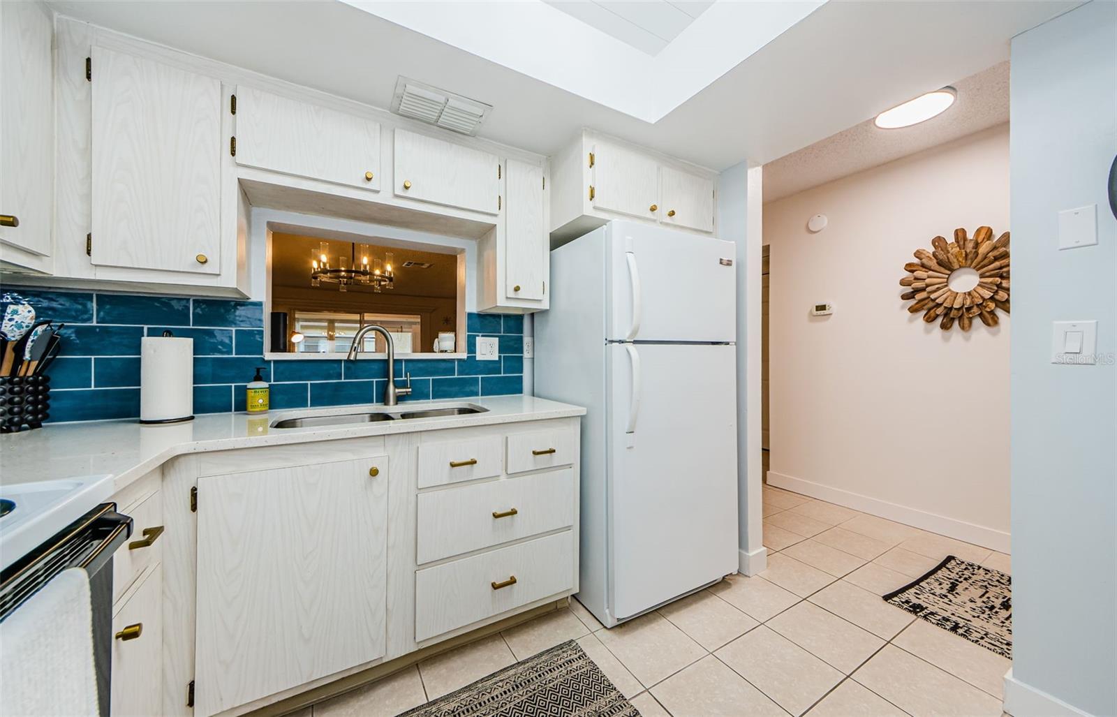 Image 17 of 39 For 601 Hercules Avenue 508