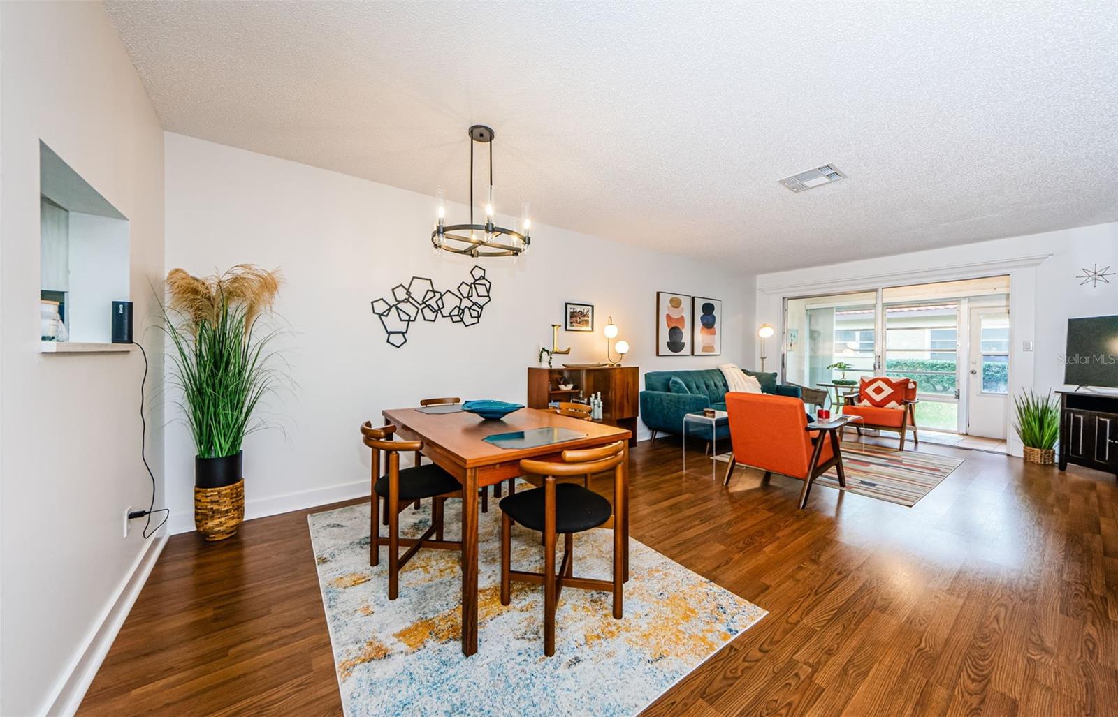 Image 5 of 39 For 601 Hercules Avenue 508