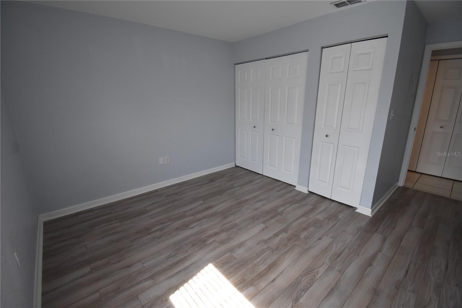 Image 12 of 18 For 10177 Sailwinds Boulevard S 203