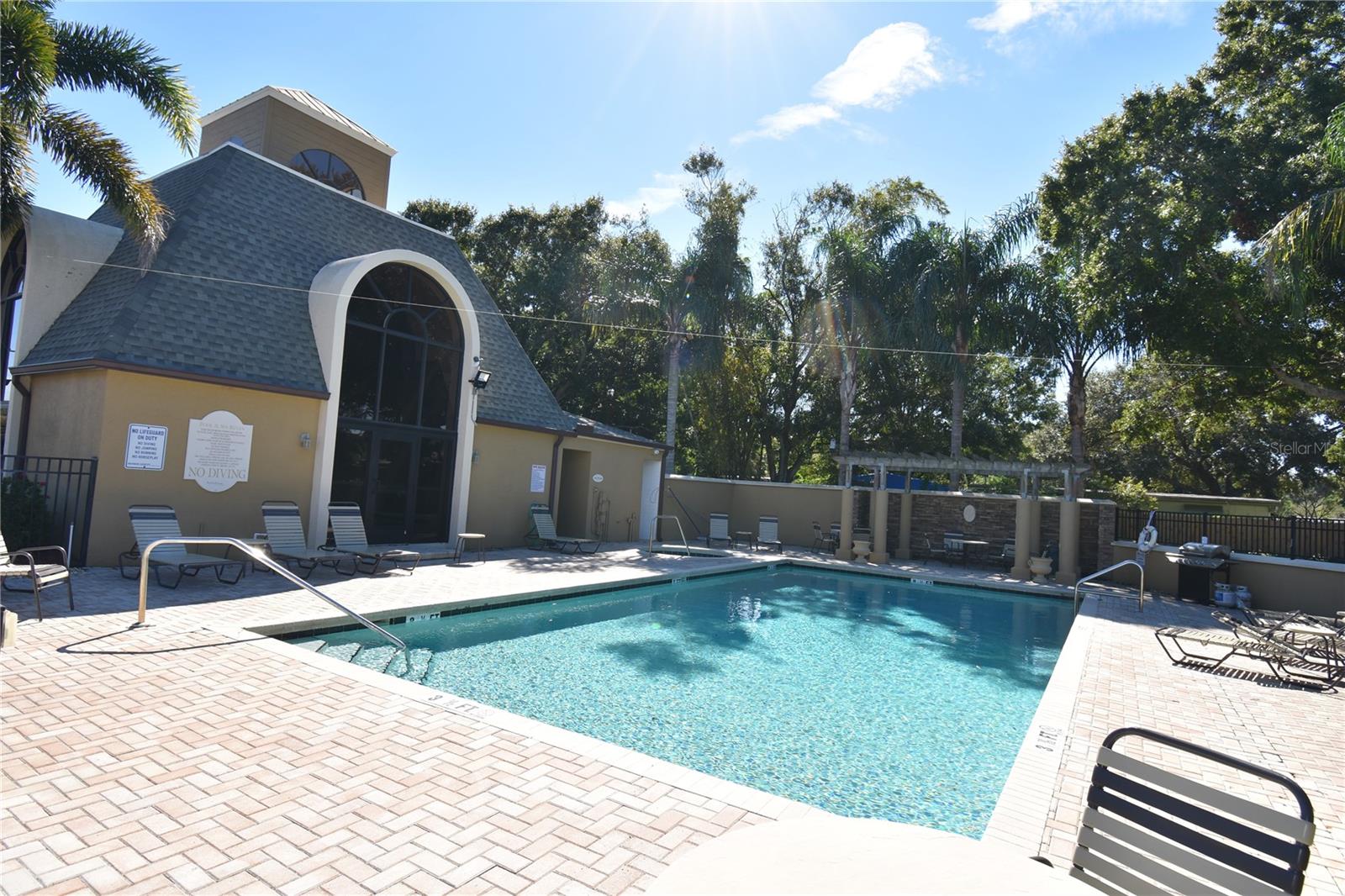 Image 16 of 18 For 10177 Sailwinds Boulevard S 203