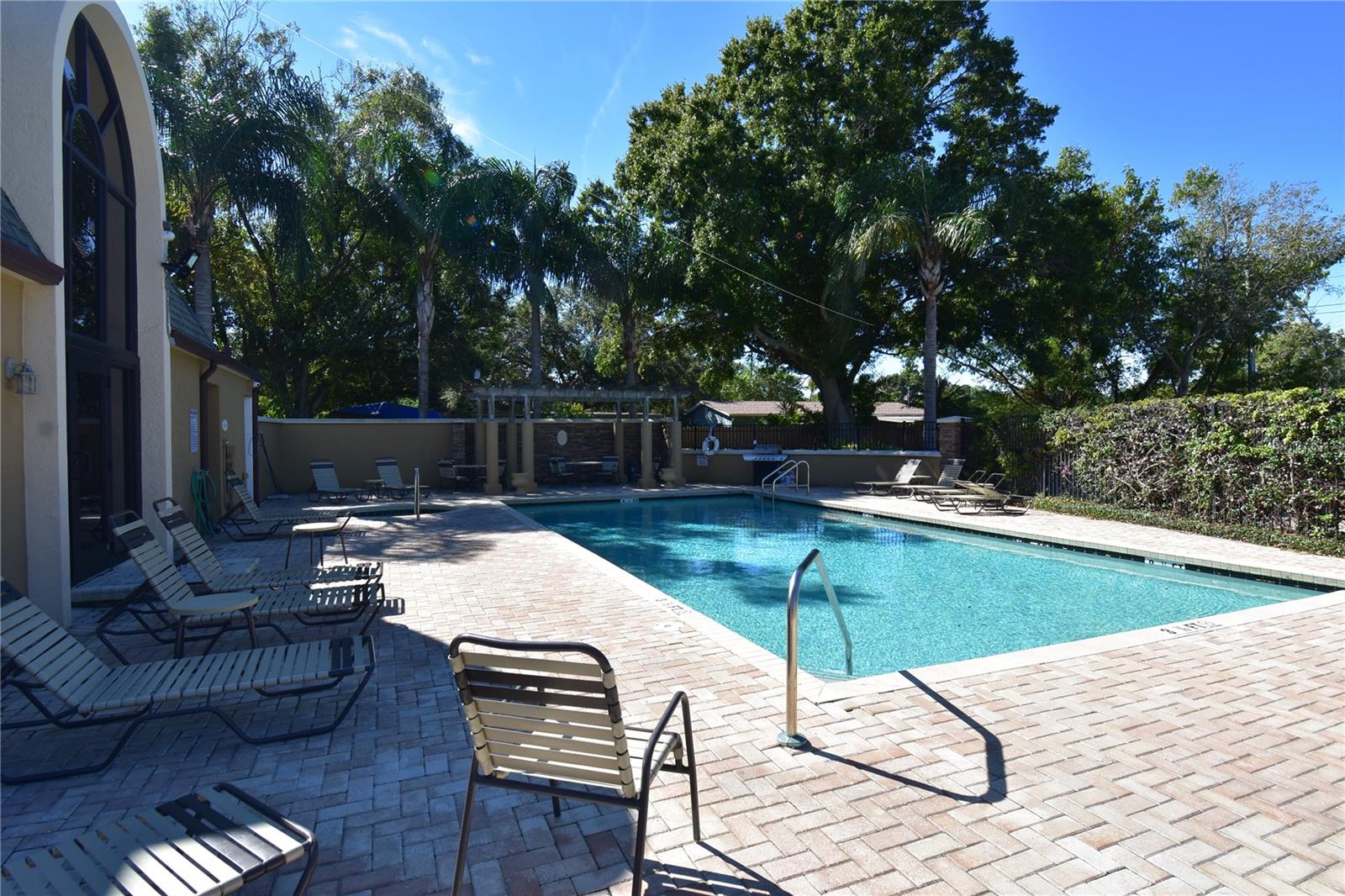 Image 17 of 18 For 10177 Sailwinds Boulevard S 203