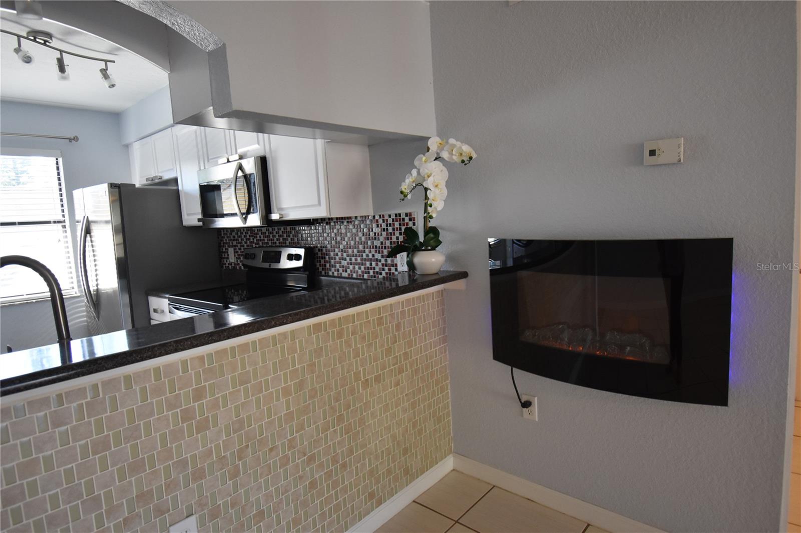 Image 5 of 18 For 10177 Sailwinds Boulevard S 203