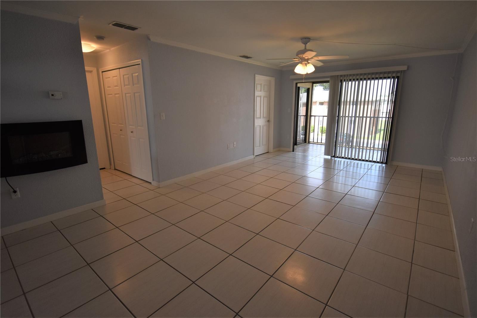 Image 7 of 18 For 10177 Sailwinds Boulevard S 203