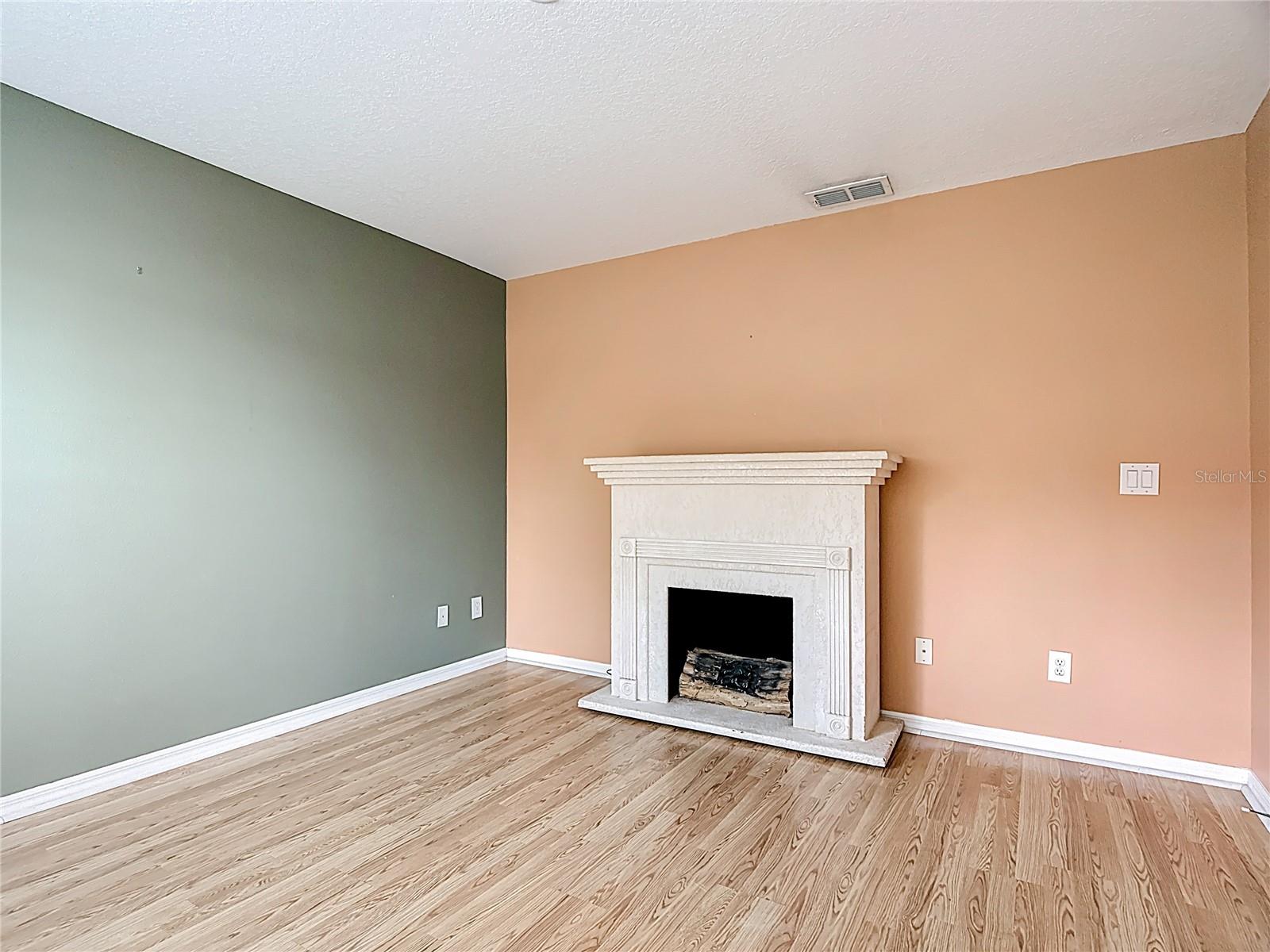 Image 32 of 77 For 1770 Mohave Court