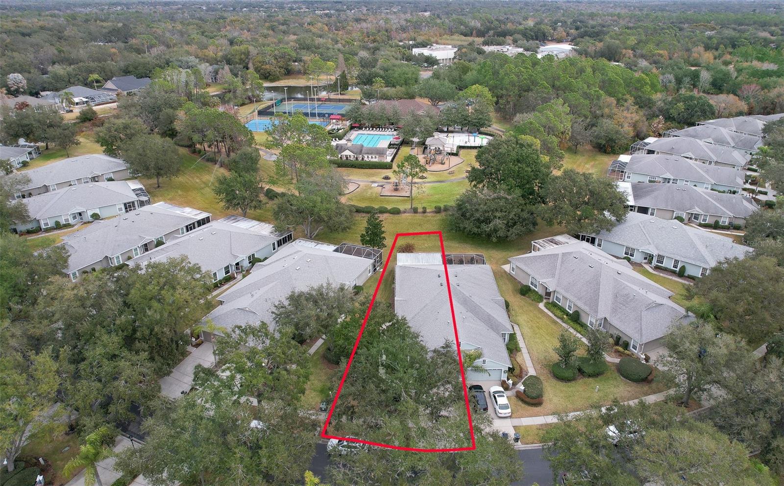 Listing photo id 0 for 5734 Heronpark Place