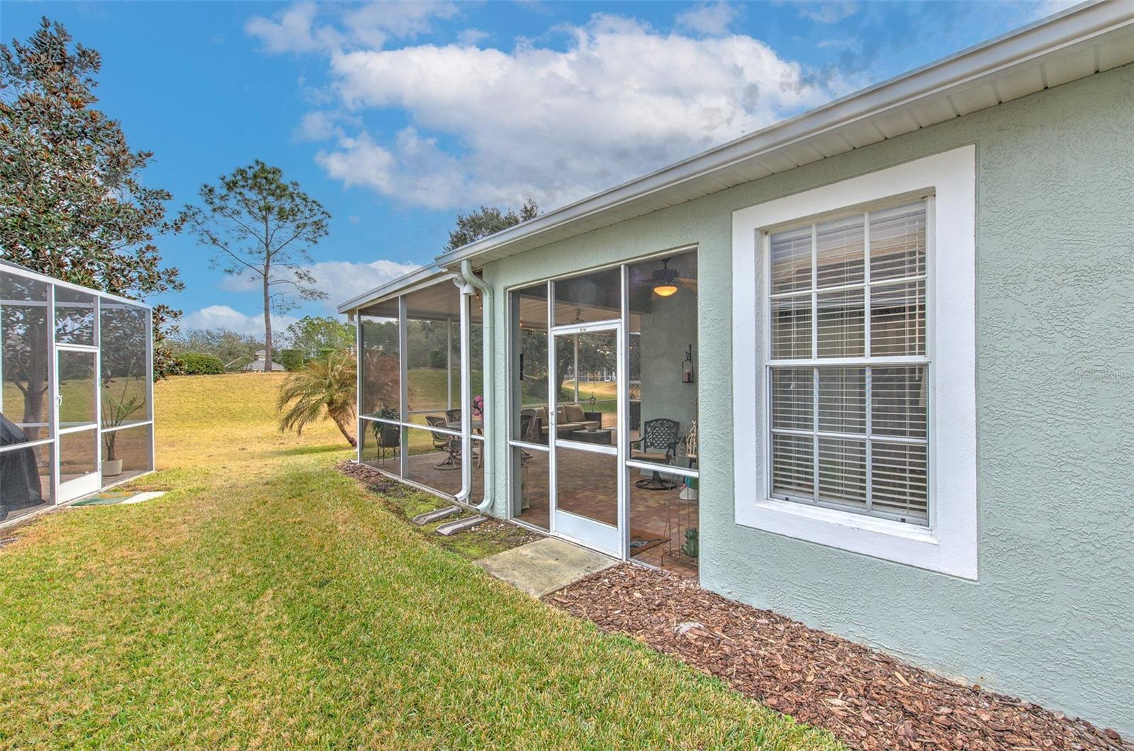 Listing photo id 21 for 5734 Heronpark Place