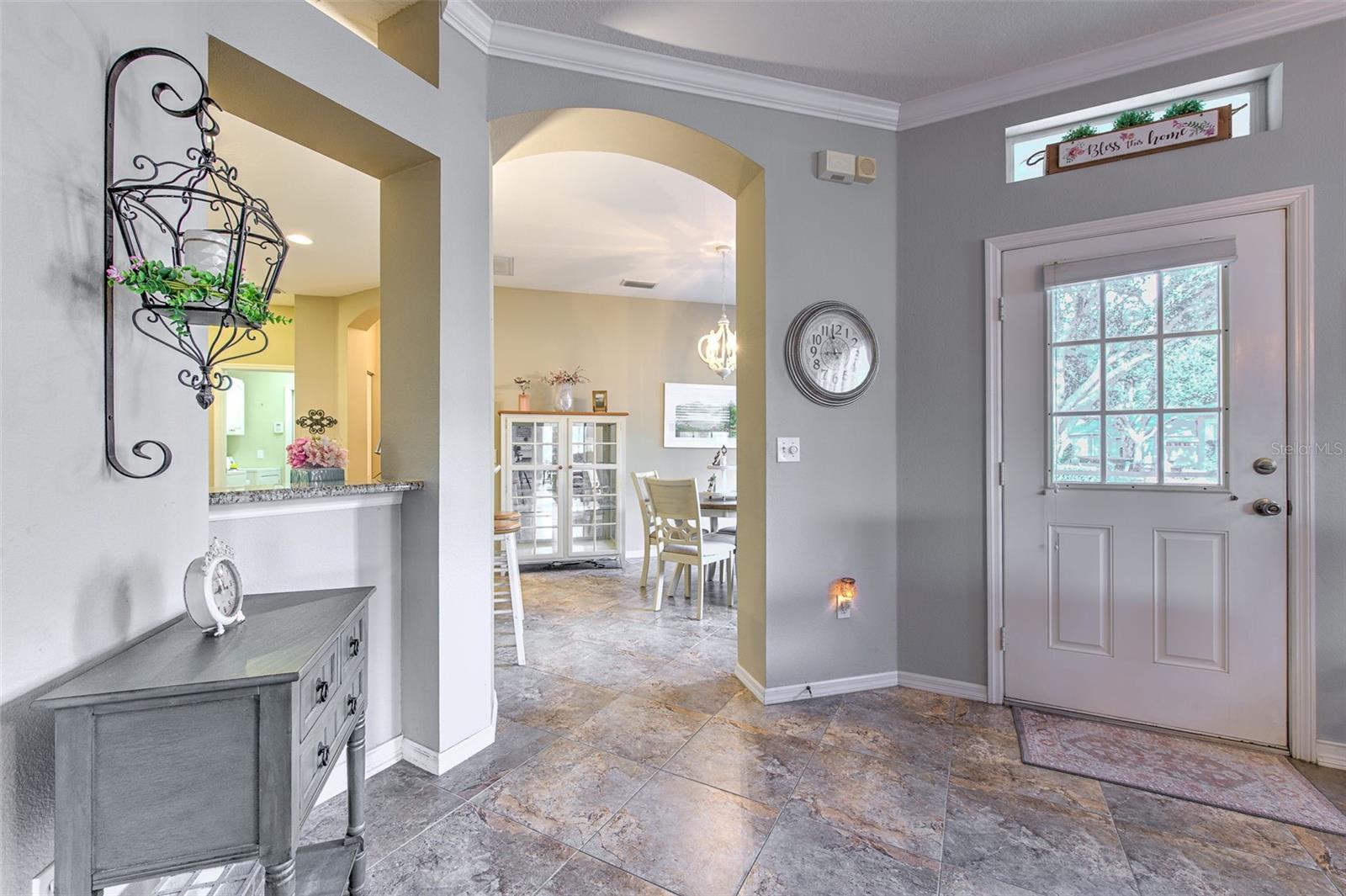 Listing photo id 7 for 5734 Heronpark Place