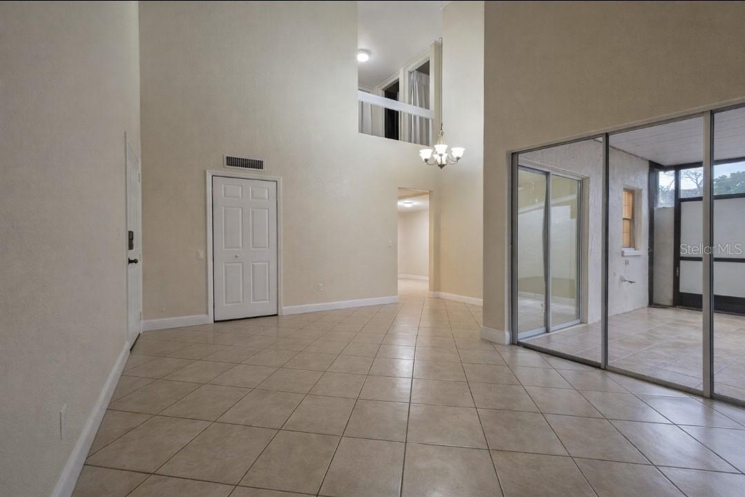 Image 4 of 30 For 2741 Foxfire Court D