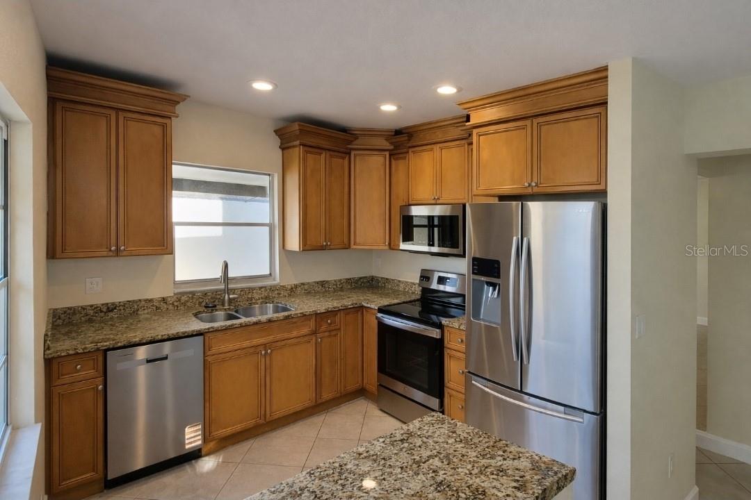 Image 9 of 30 For 2741 Foxfire Court D