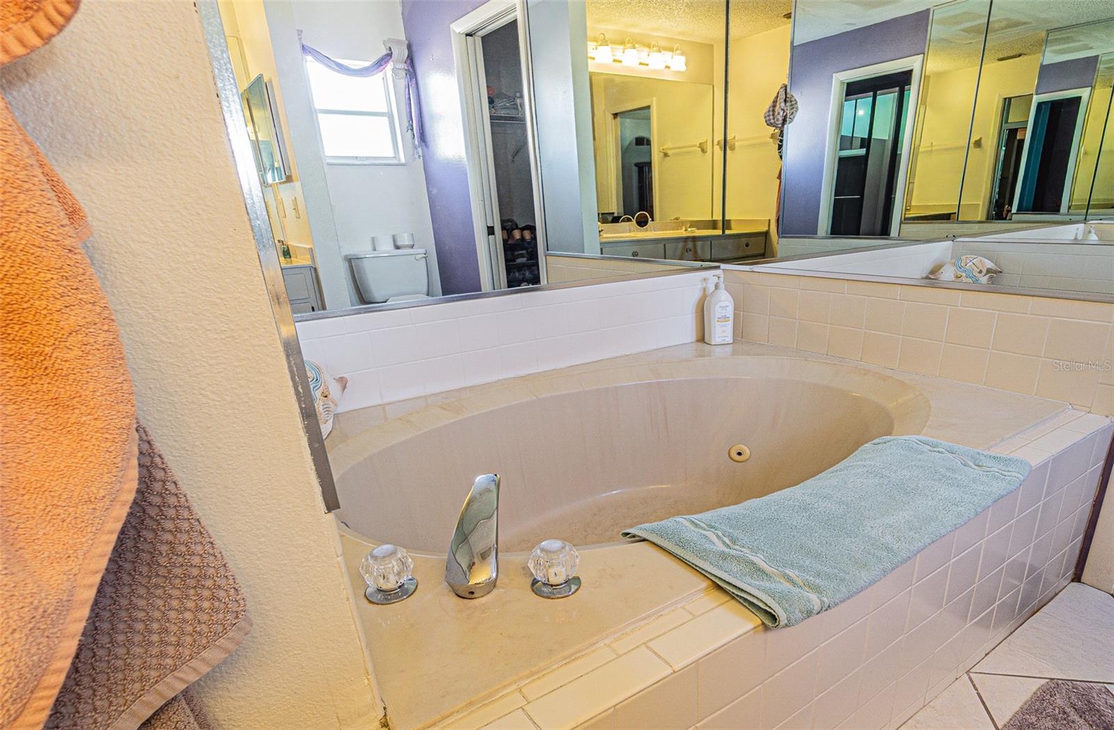 Image 18 of 25 For 6056 Schalekamp Drive