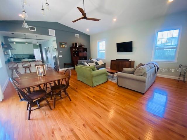 Image 4 of 23 For 2527 4th Avenue N