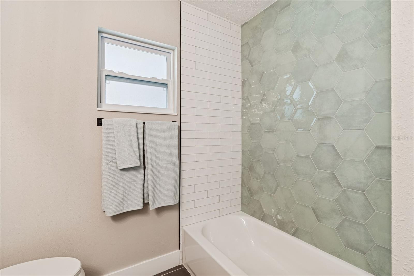 Image 22 of 32 For 12105 53rd Street