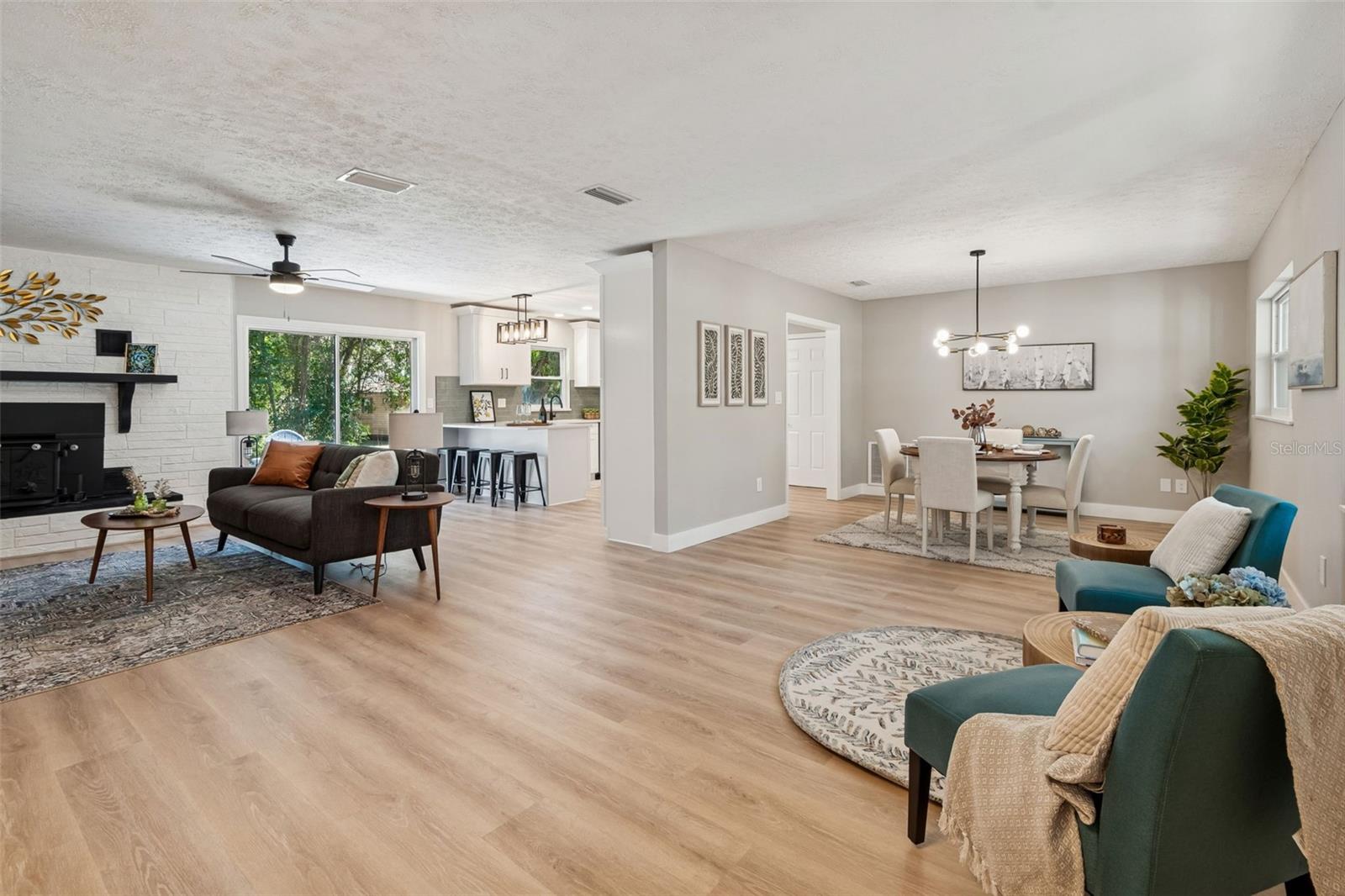 Image 4 of 32 For 12105 53rd Street