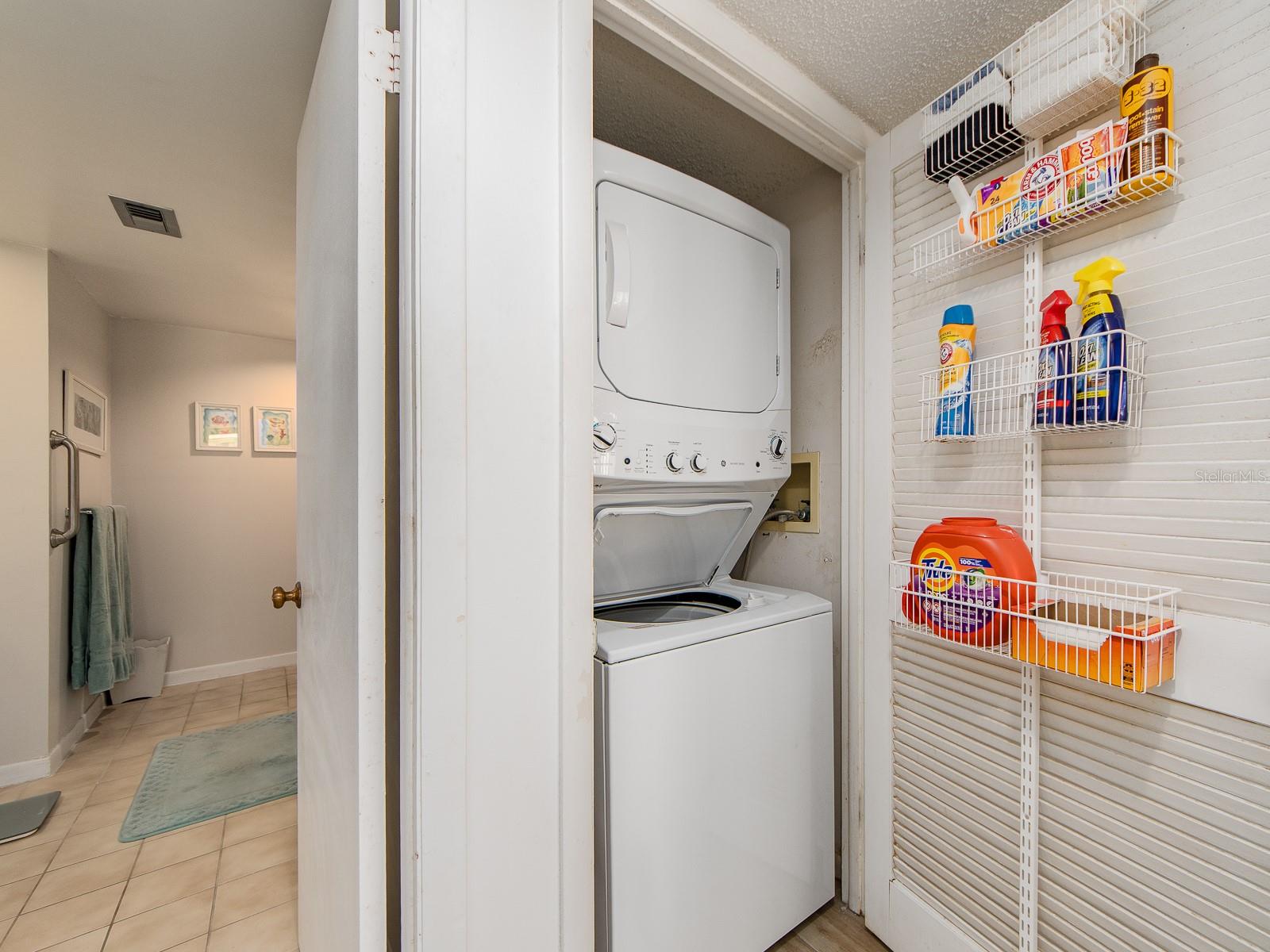 Image 32 of 43 For 1460 Gulf Boulevard 312