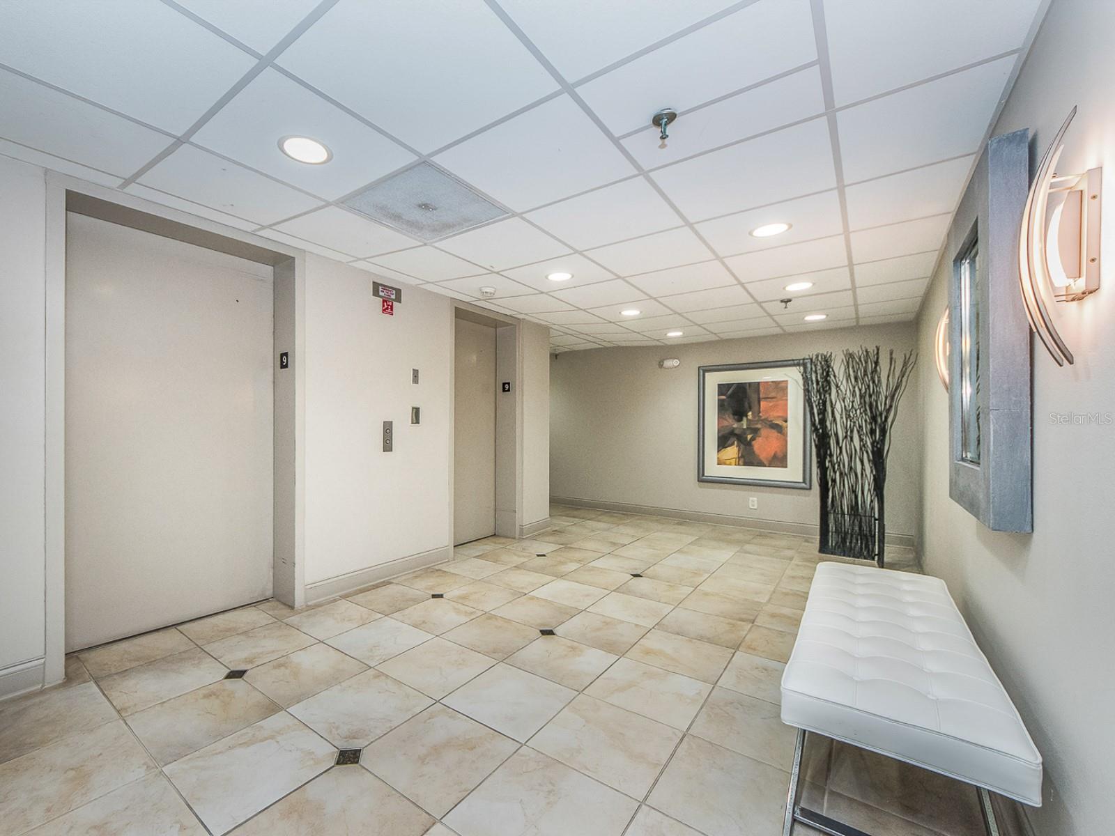 Image 6 of 43 For 1460 Gulf Boulevard 312