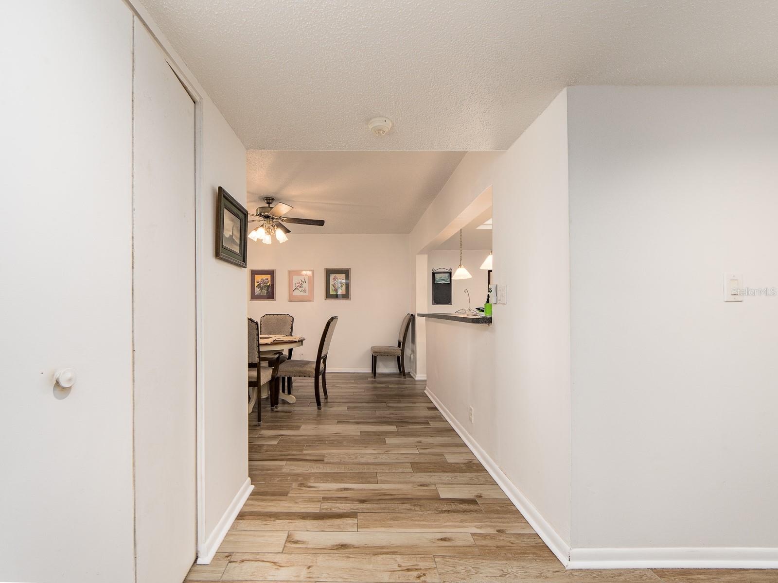 Image 8 of 43 For 1460 Gulf Boulevard 312