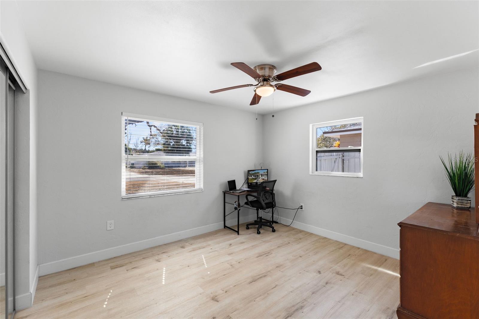 Image 23 of 29 For 6419 43rd Avenue N