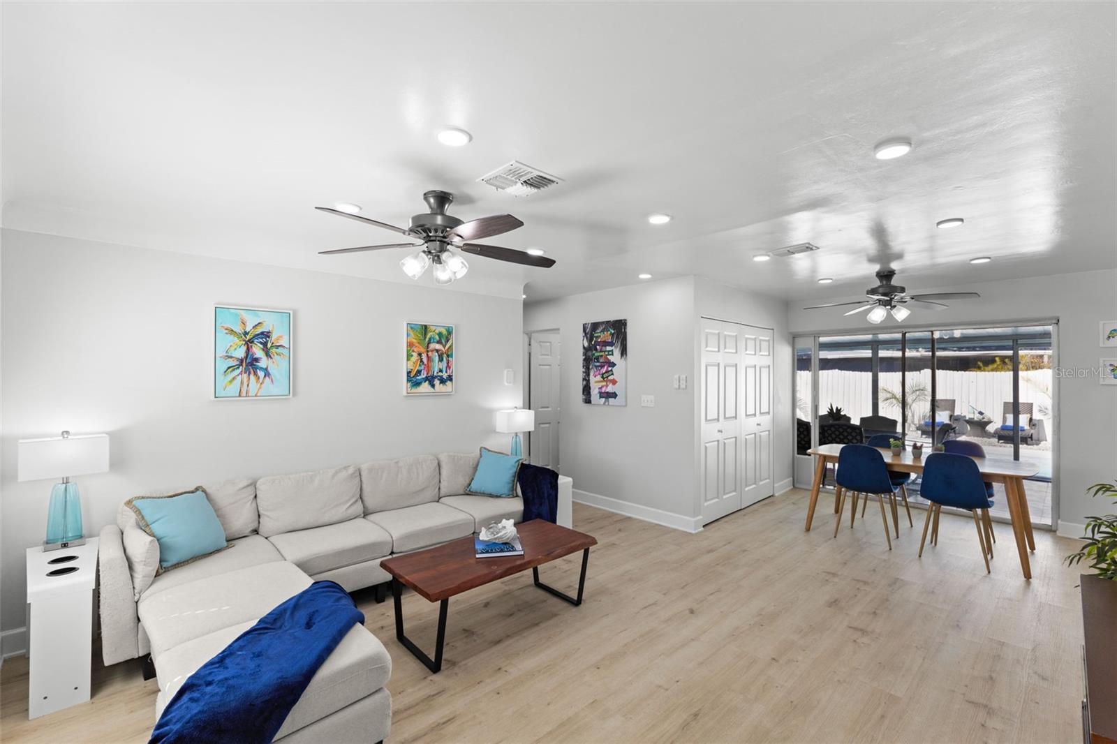 Image 4 of 29 For 6419 43rd Avenue N