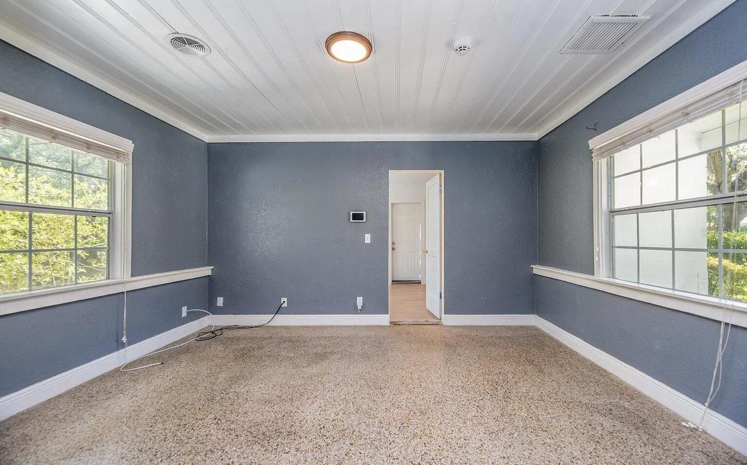 Image 11 of 17 For 2127 26th Avenue S