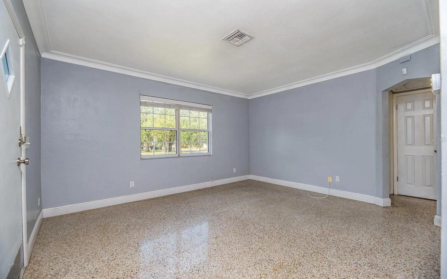 Image 17 of 17 For 2127 26th Avenue S