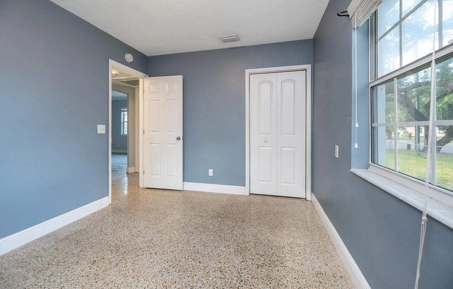 Image 8 of 17 For 2127 26th Avenue S