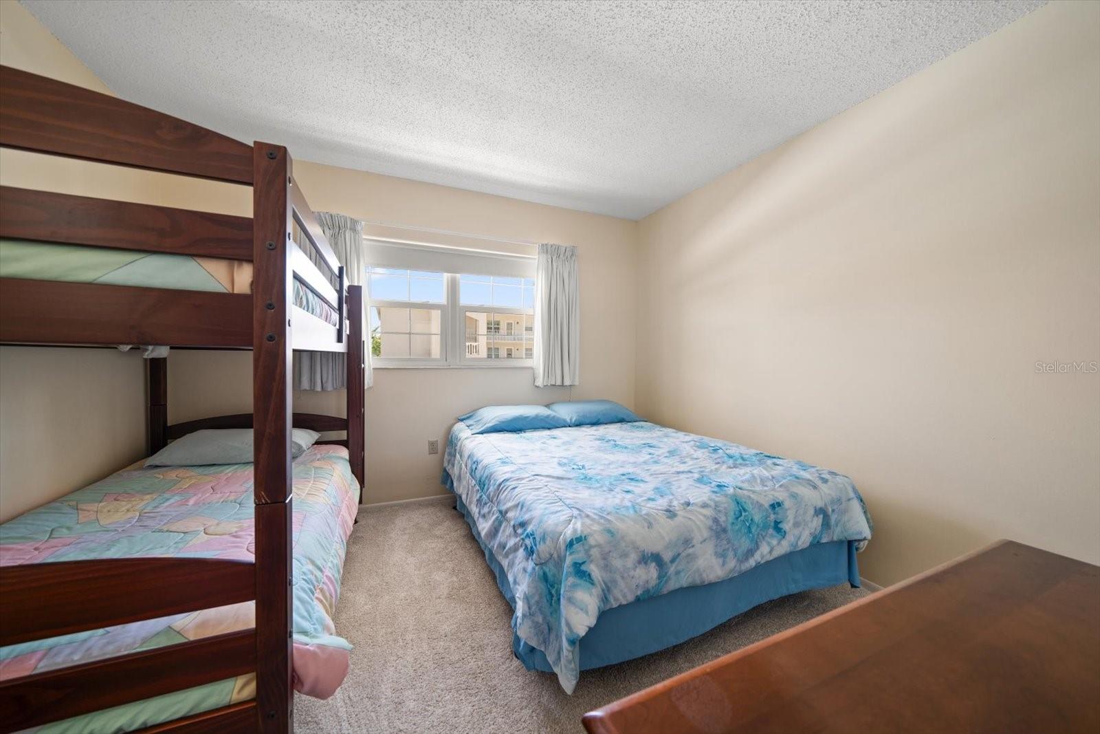 Image 23 of 46 For 948 Virginia Street 202