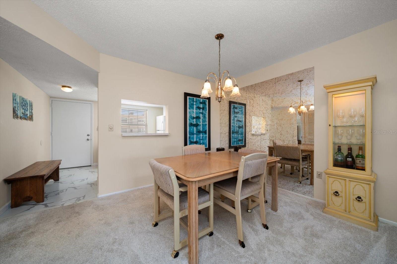 Image 25 of 46 For 948 Virginia Street 202