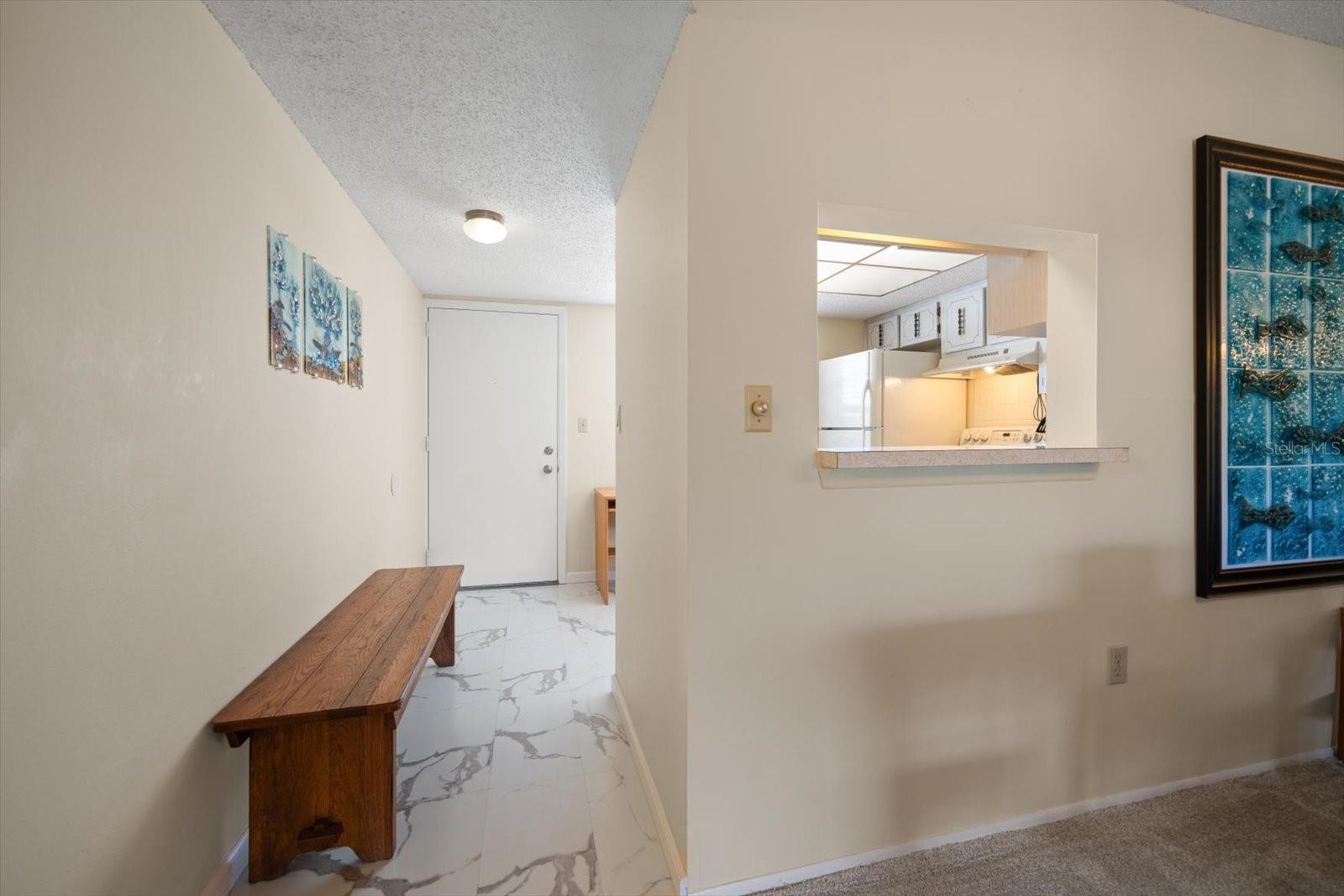 Image 26 of 46 For 948 Virginia Street 202