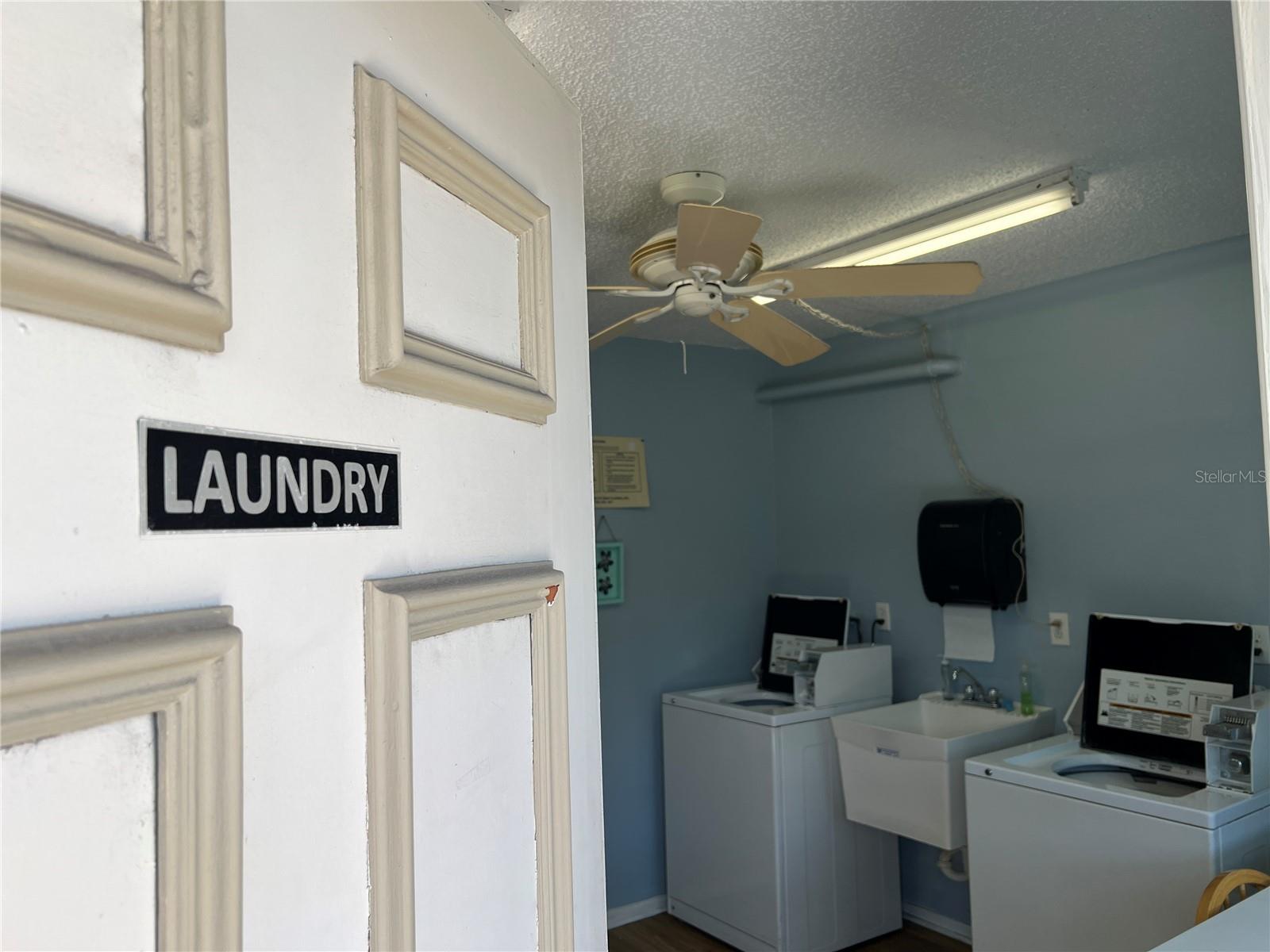 Image 28 of 46 For 948 Virginia Street 202