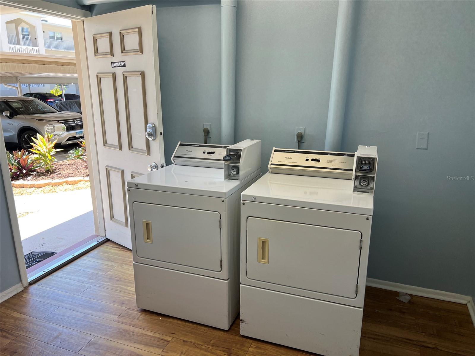 Image 30 of 46 For 948 Virginia Street 202